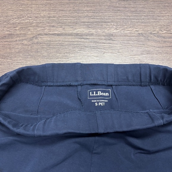 L.L. Bean Pants - L.L. Bean Women’s S petite Dark Blue Slacks GUC